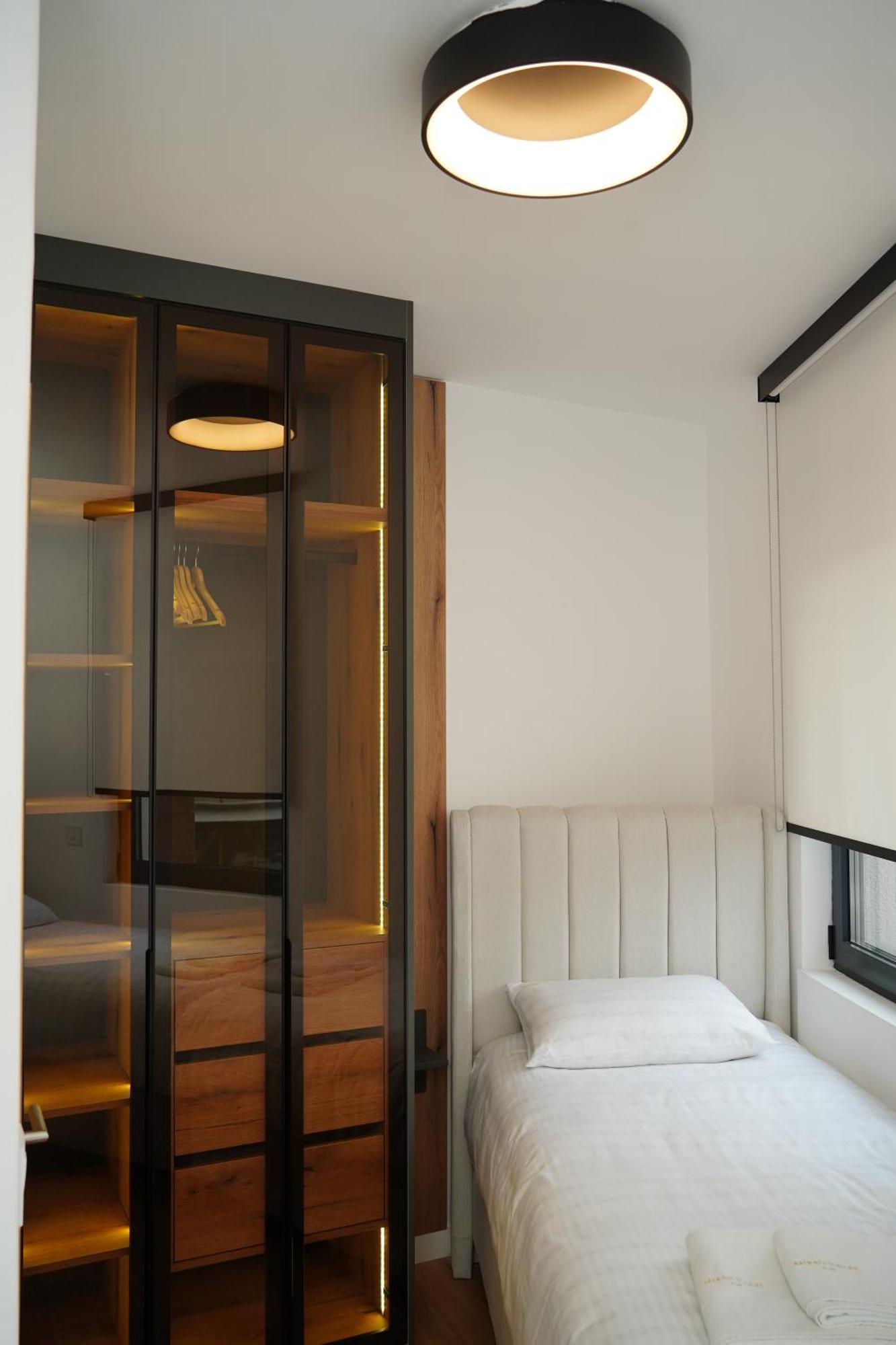 Apartment Square Luxe Residences
